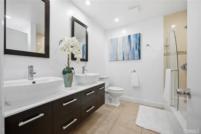 355 S Madison Avenue #224 photo 21