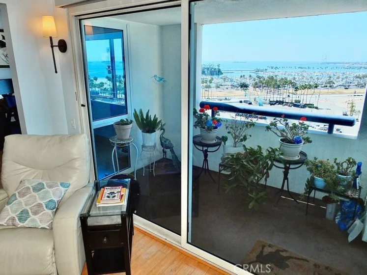 525 E Seaside Way 1007 photo 28