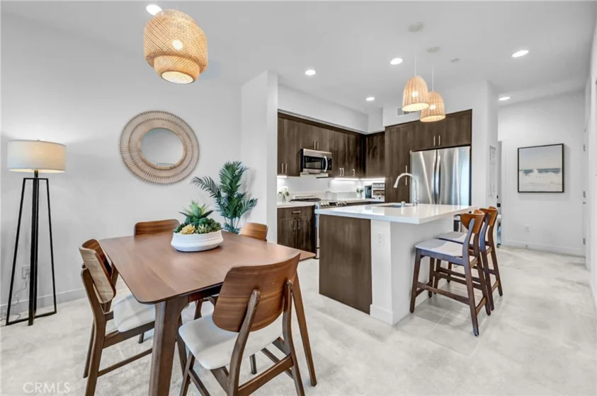 5092 Long Beach photo 5