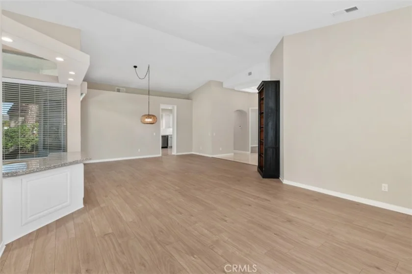 38125 Braemar Court photo 28