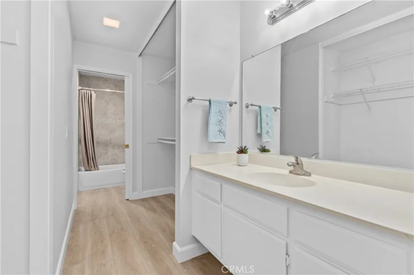6951 Knollcrest Lane #56 photo 10