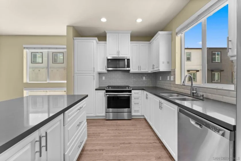 2564 S Escondido Boulevard #512 photo 11