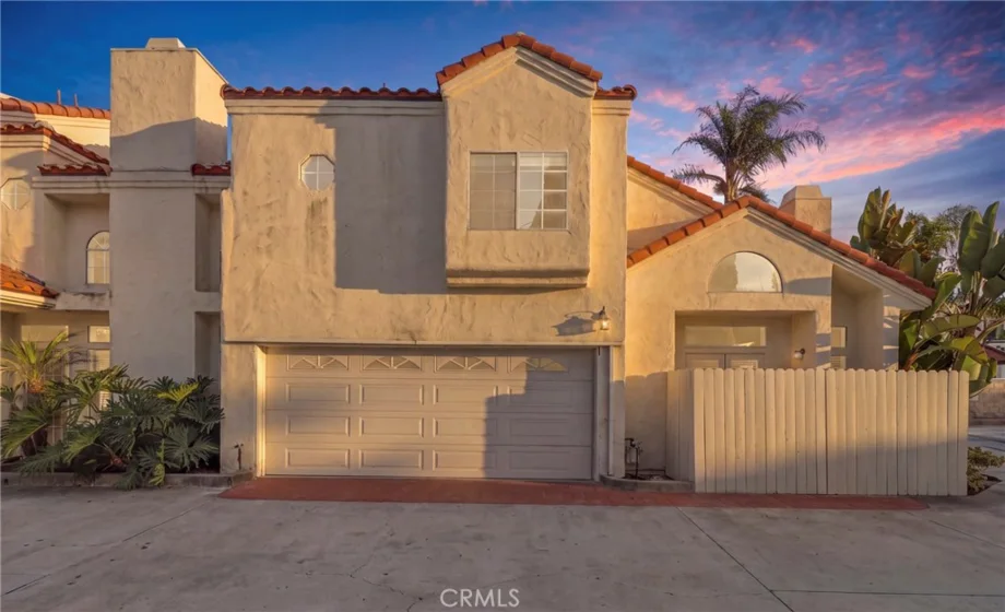 2575 Elden Avenue #3 photo 34