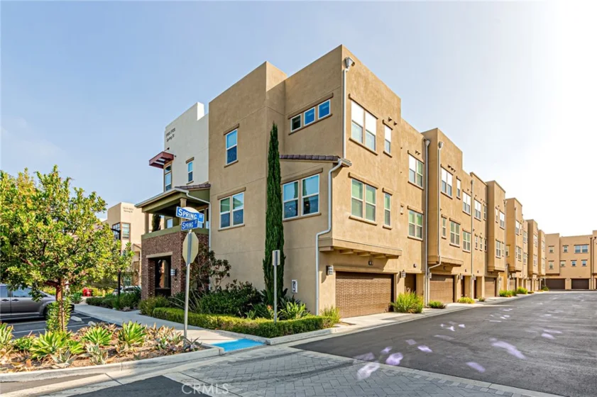 5900 Spring Street photo 1