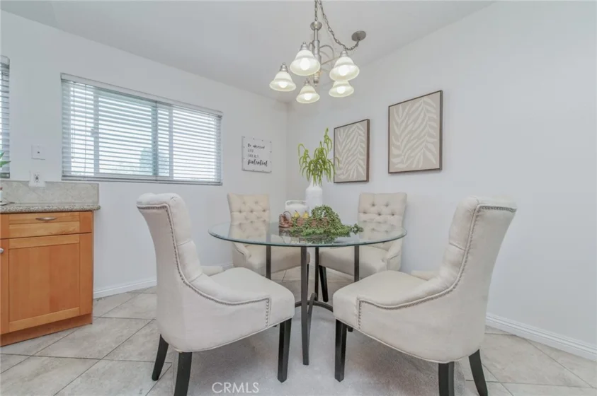 44 Fallbrook photo 6