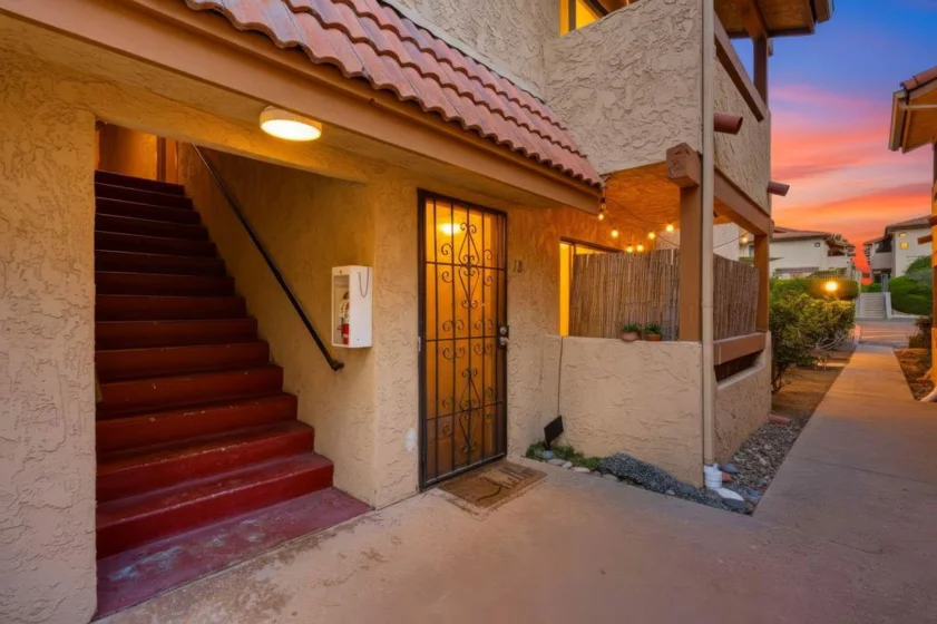 265 Loma Alta #B1 photo 2