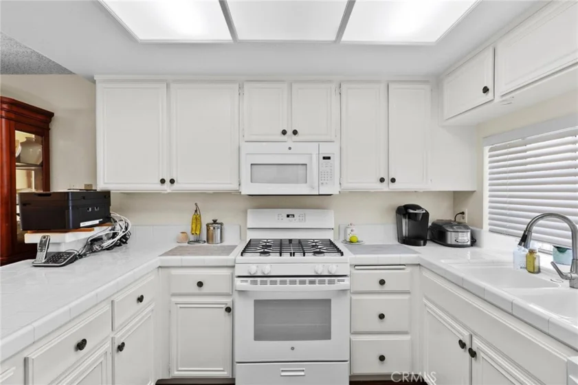 1424 Brett Place #355 photo 24