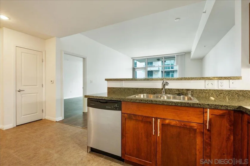 206 Park Boulevard #601 photo 7