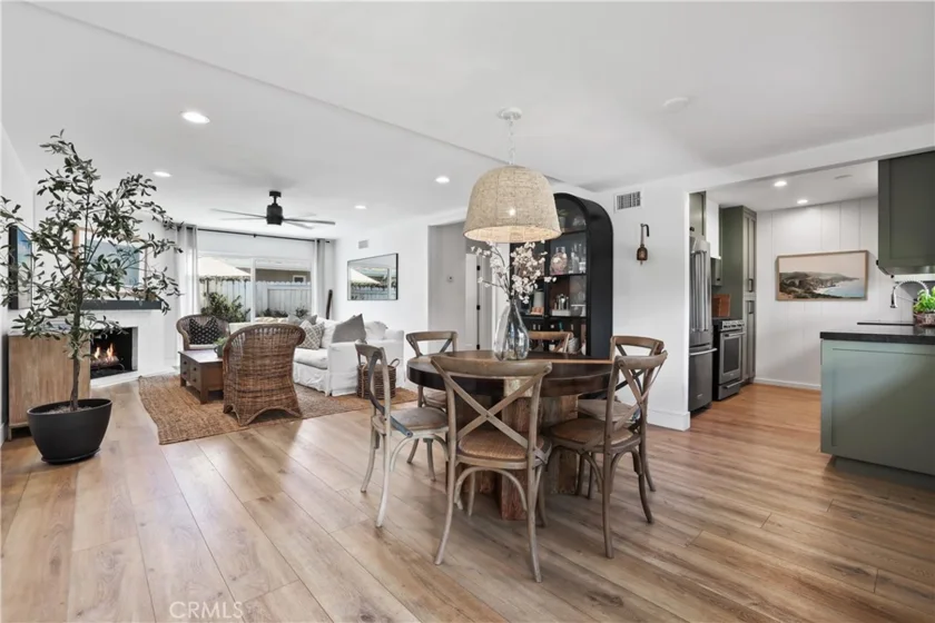1741 Tustin Avenue #14D photo 3