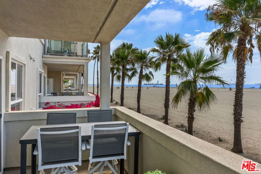 1000 E Ocean Boulevard #104 photo 3