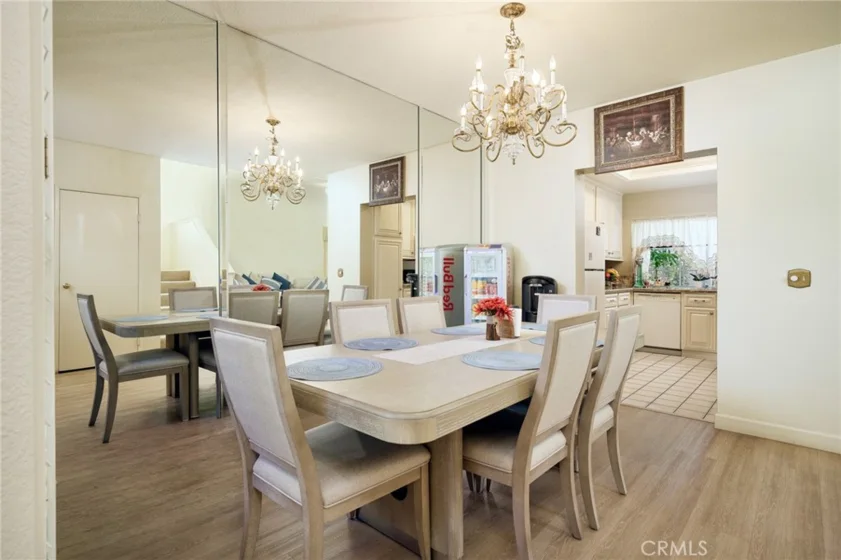 13576 Eucalyptus Street photo 4