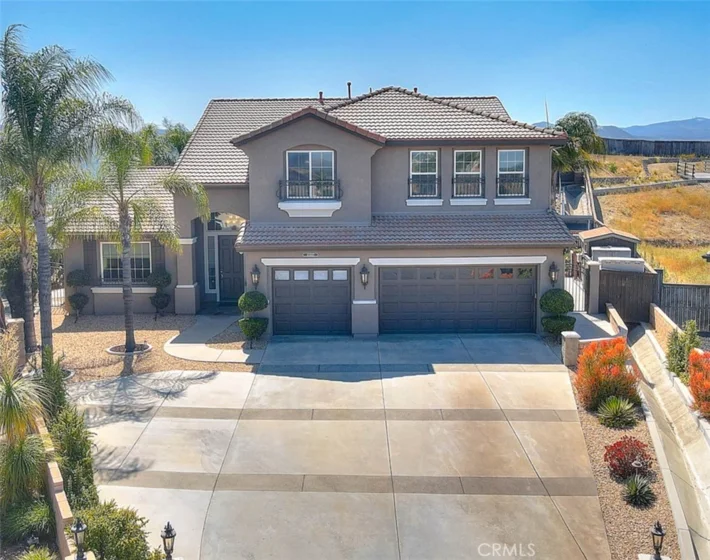 41403 Mackenzie Court photo 1