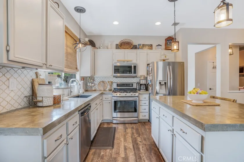 43480 Tylman Street photo