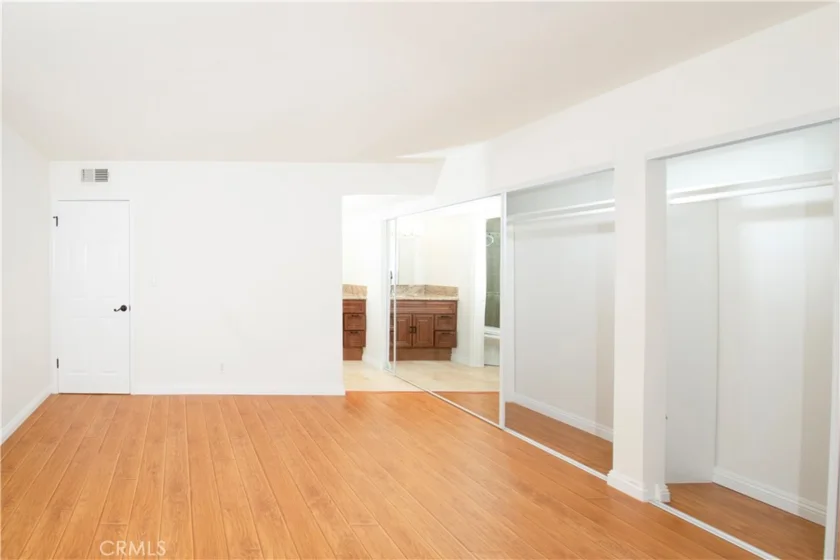 18620 Hatteras Street #249 photo 32