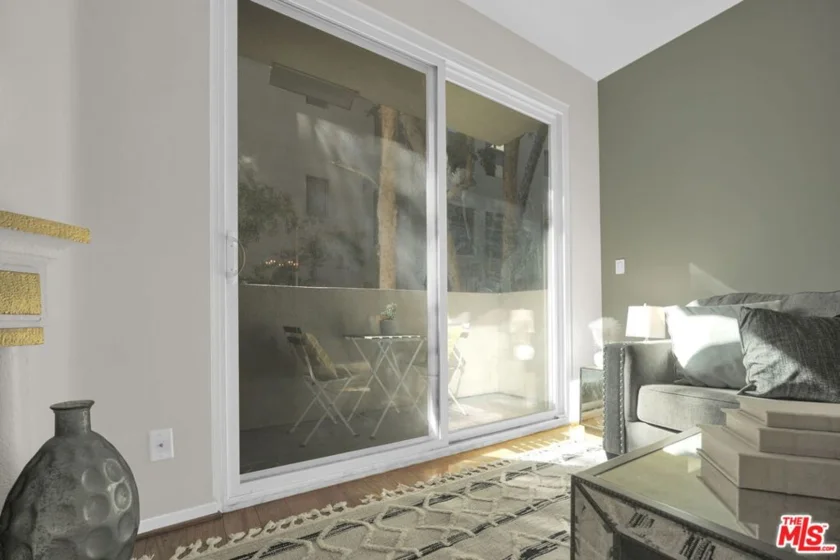 620 S Gramercy Place #135 photo 29
