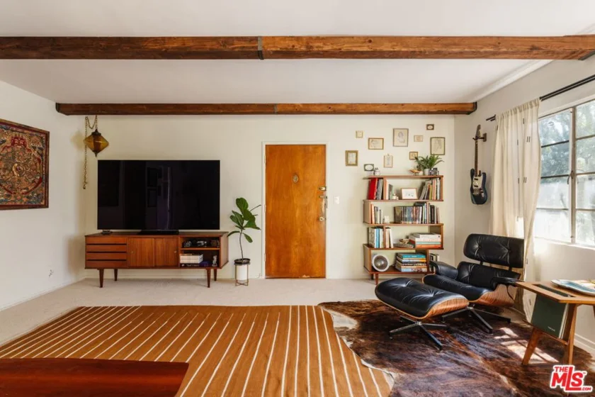 4501 Finley Avenue #10 photo 2