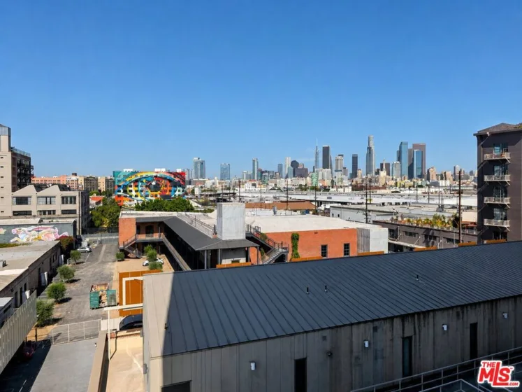 1850 Industrial Street #411 photo 31