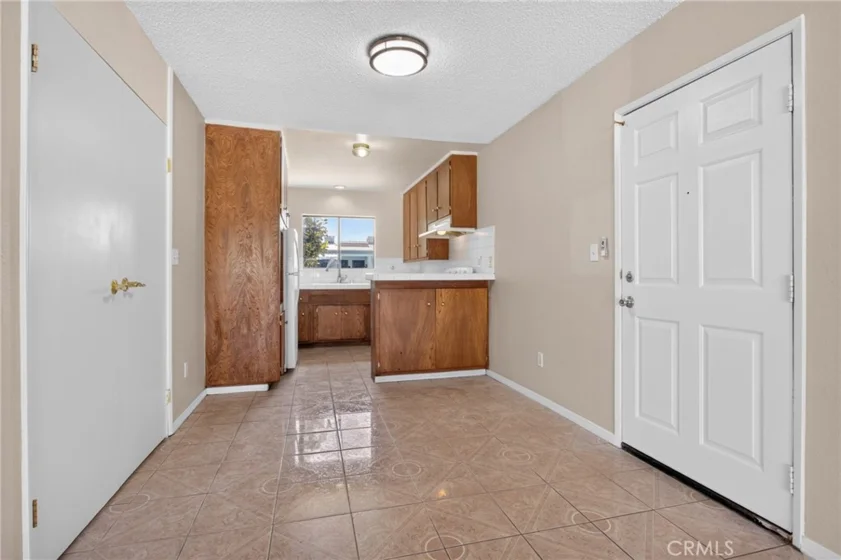 8355 Willis Avenue #18 photo 6