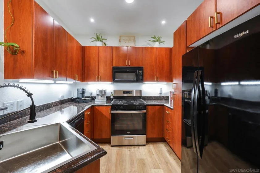 1465 C Street #3310 photo 7