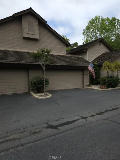 2069 Meadow View Lane photo 1