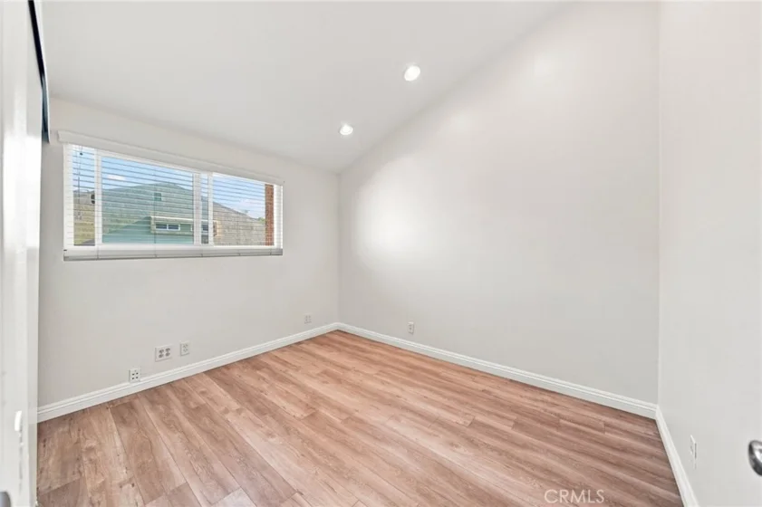 4725 Cardena photo 23