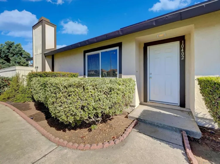 10402 Claudia Avenue photo 1
