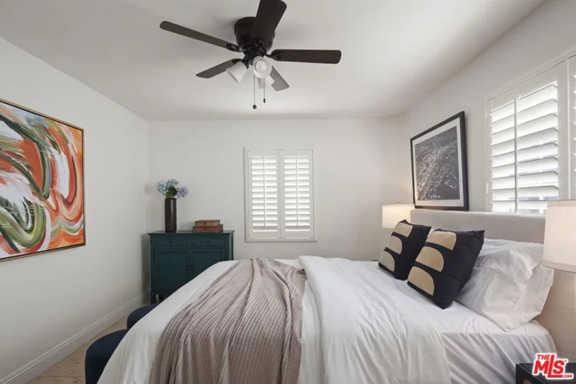 1234 Granville Avenue #4 photo 17