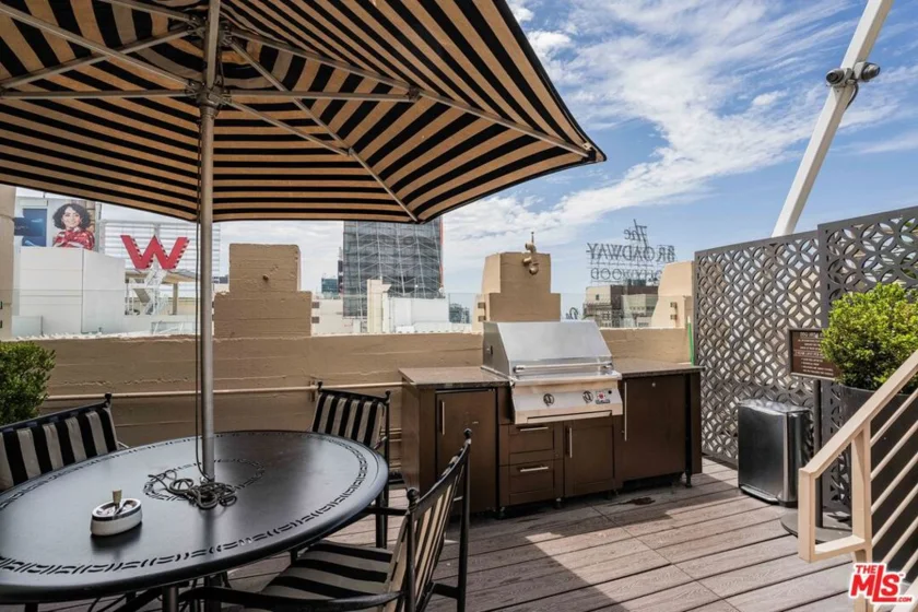 6253 Hollywood Boulevard #909 photo 21