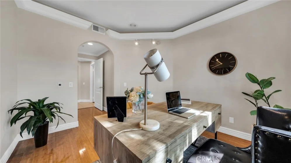 7218 Hillside Avenue #202 photo 40