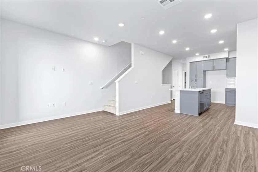 3514 Van Buren Boulevard photo 10