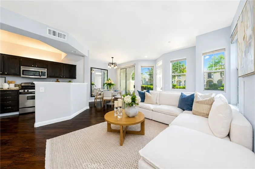 1804 Crescent Oak photo 8