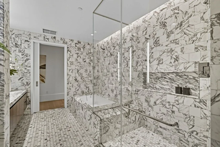 8420 W Sunset Boulevard #108 photo 15