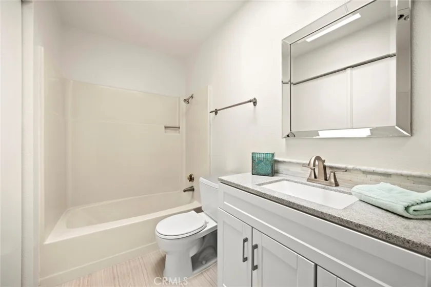 4678 Lakeview #1 photo 10