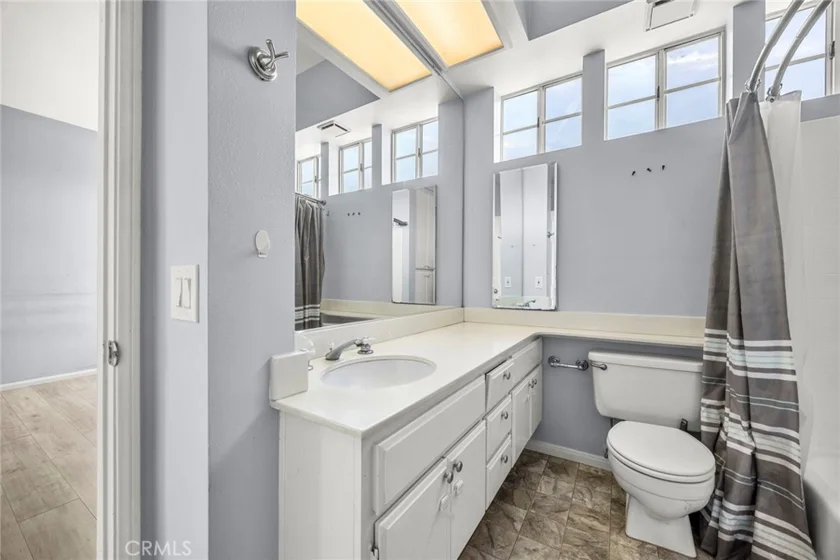 3195 Altura Court #201 photo 16