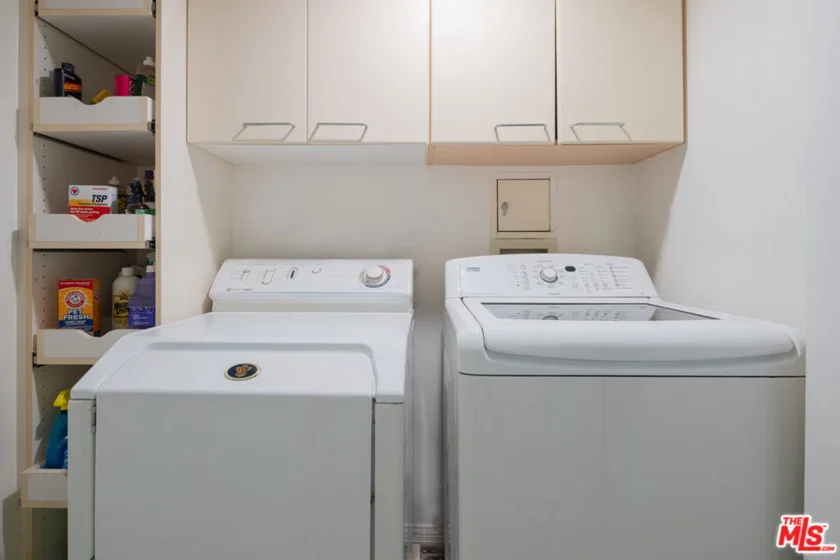 13600 Marina Pointe Drive #1605 photo 22