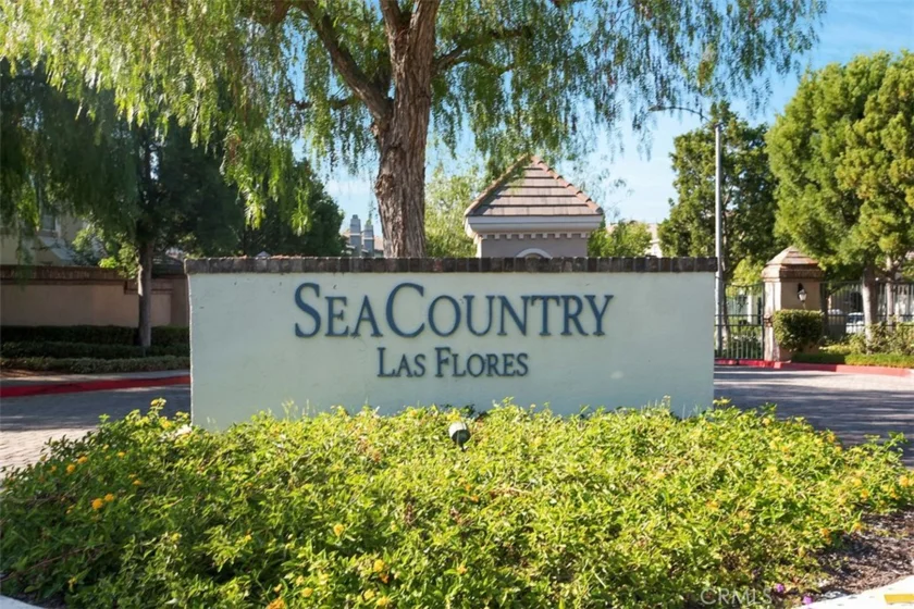 104 Seacountry Lane photo 30