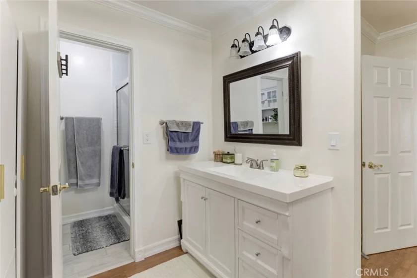 5334 Lindley Avenue #337 photo 38
