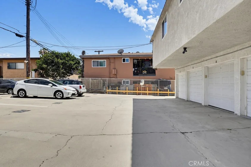 1720 Newport Avenue #2 photo 33