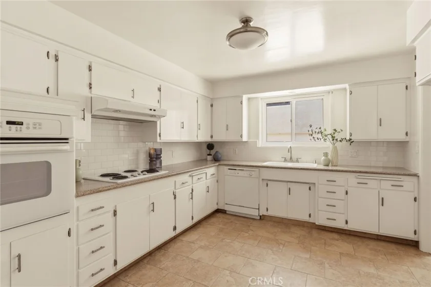 1231 N Columbus #2d photo 16