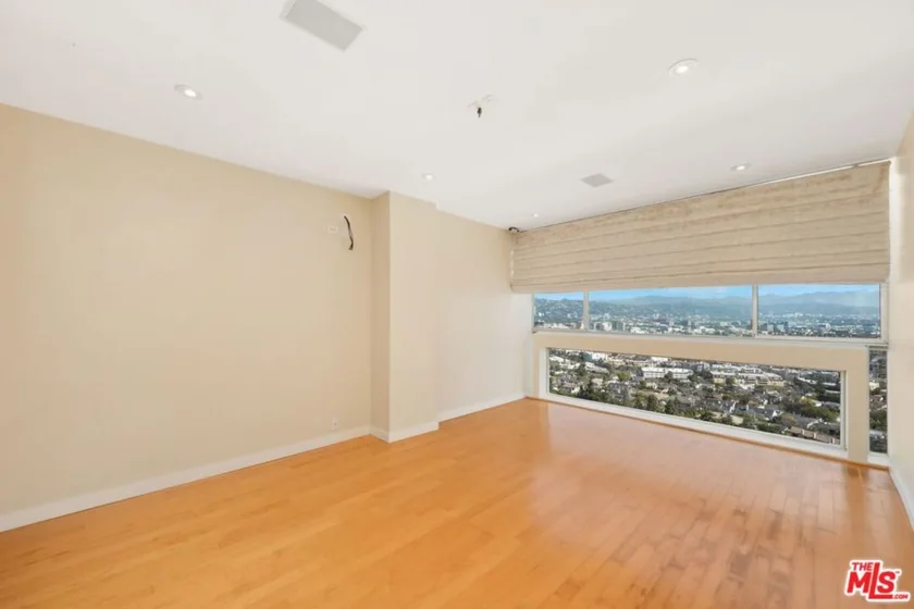 2220 Avenue Of The Stars #2203 photo 7