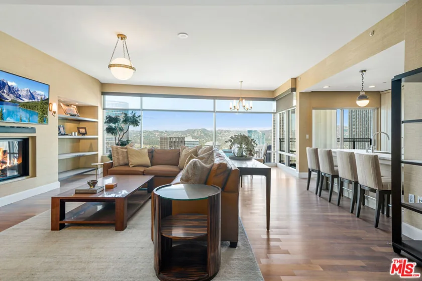 1 W Century Drive #35D photo 1