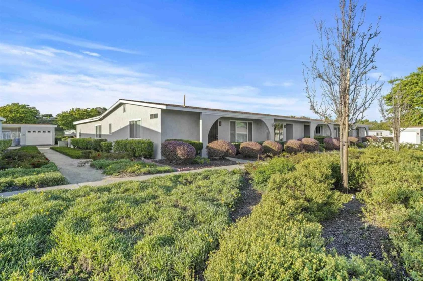3531 Pear Blossom Drive photo 1