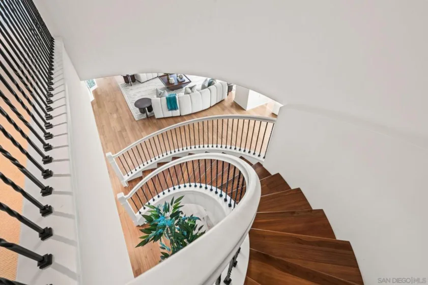 2500 6th Avenue #PH5 photo 19