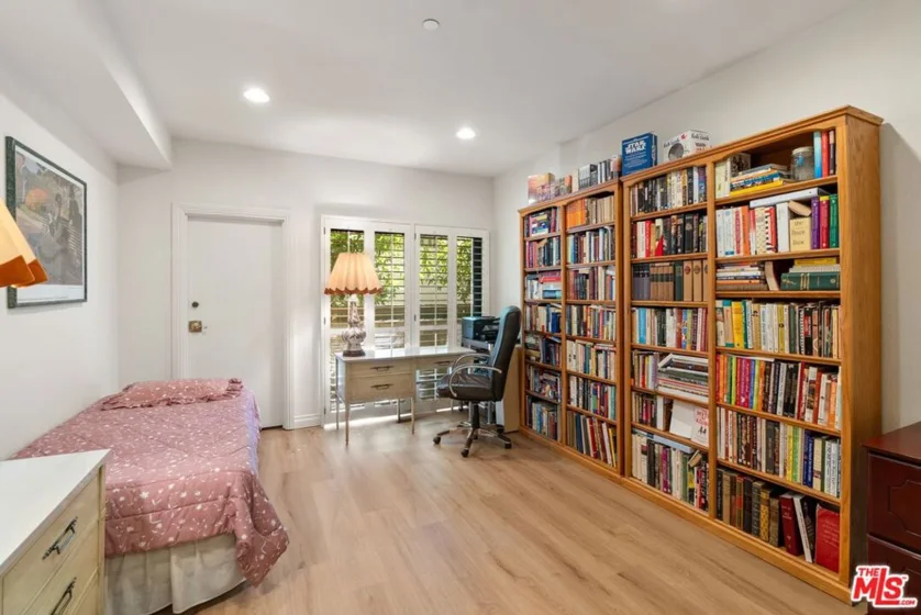 14630 Dickens Street #105 photo 29