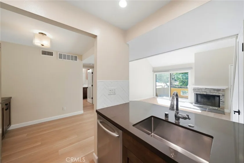 25712 Le Parc #46 photo 17