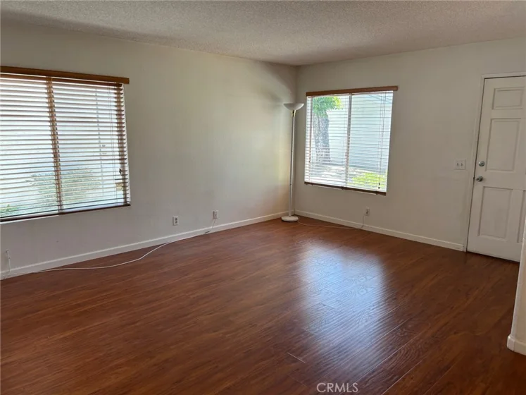 25879 Baylor photo 4