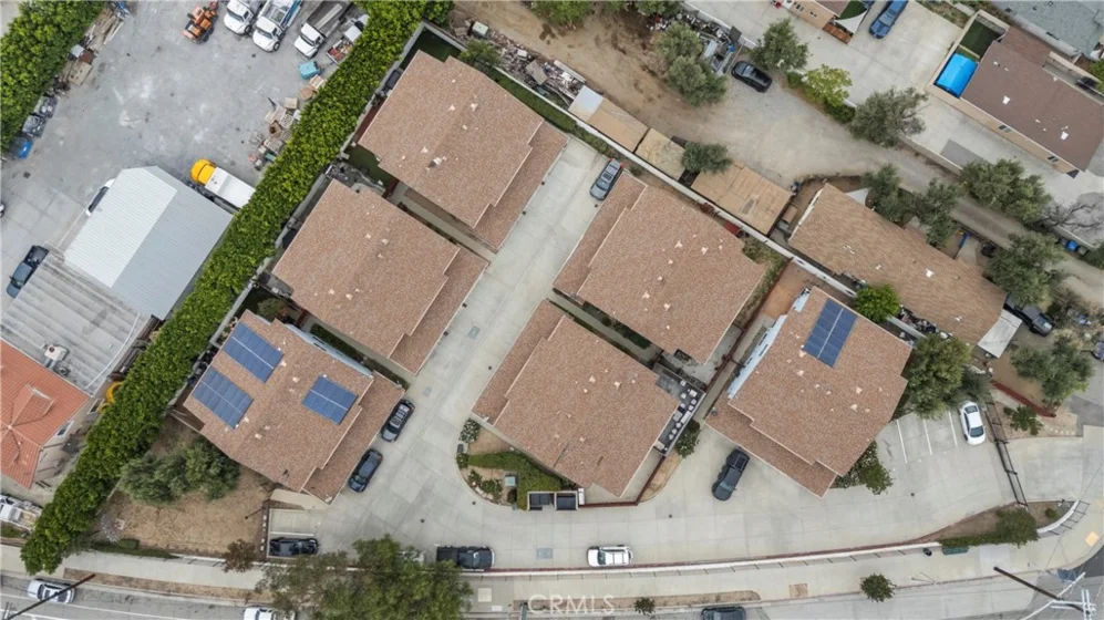14552 Foothill photo 42