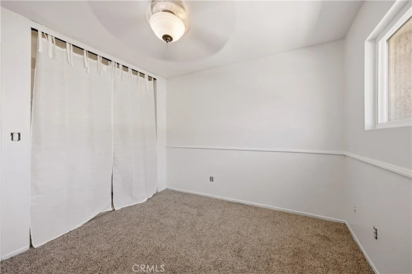 17943 Magnolia Boulevard #16 photo 30