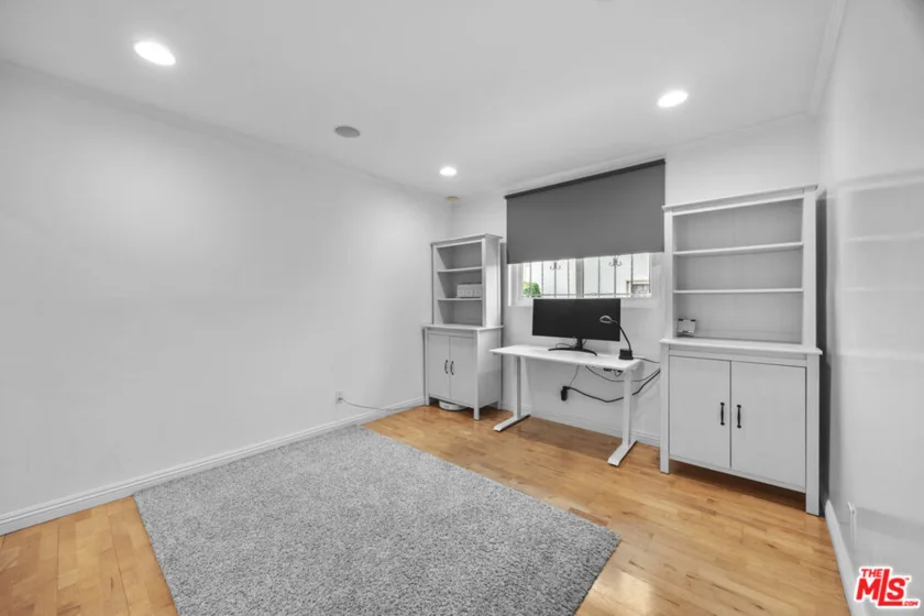 1515 S Beverly Drive #202 photo 9