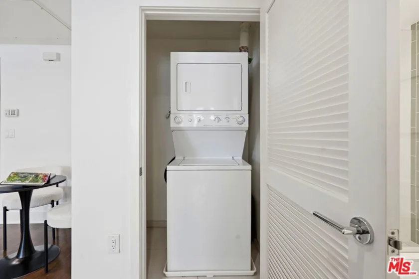 1700 Sawtelle Boulevard #219 photo 3